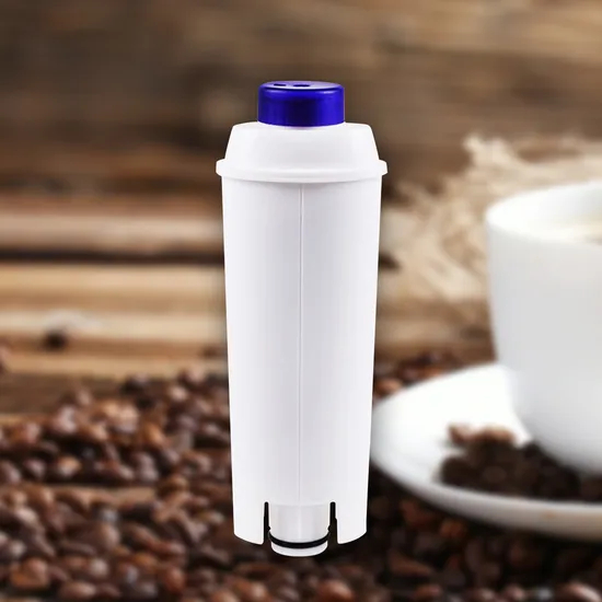 Filtro de agua de agua limpia de café en el hogar